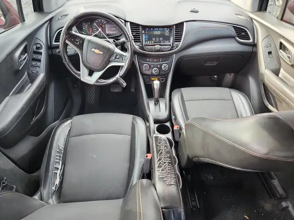 3GNCJLSB7KL216399 2019 CHEVROLET TRAX - Image 8