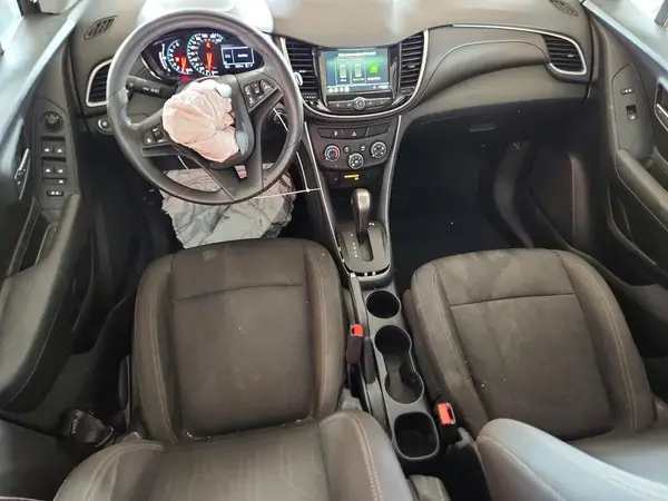 3GNCJLSB7KL236166 2019 CHEVROLET TRAX - Image 8