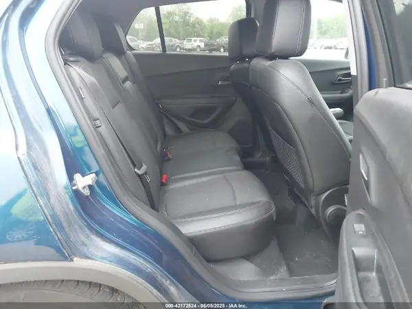 3GNCJLSB7KL267854 2019 CHEVROLET TRAX - Image 8