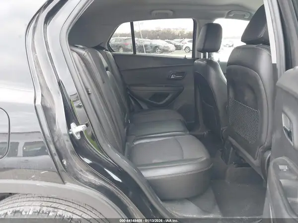 3GNCJLSB7KL271001 2019 CHEVROLET TRAX - Image 8