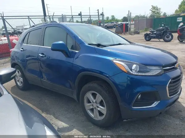 3GNCJLSB7KL287599 2019 CHEVROLET TRAX - Image 1