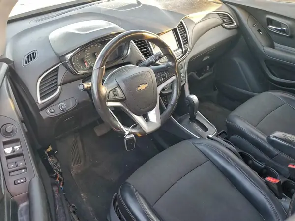3GNCJLSB7KL310282 2019 CHEVROLET TRAX - Image 8