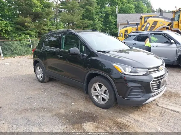 3GNCJLSB7KL332167 2019 CHEVROLET TRAX - Image 1
