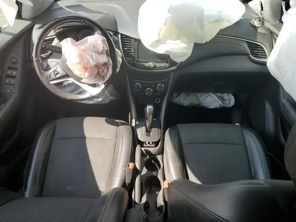 3GNCJLSB7KL342424 2019 CHEVROLET TRAX - Image 8
