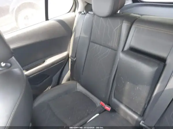 3GNCJLSB7KL351981 2019 CHEVROLET TRAX - Image 8