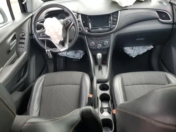 3GNCJLSB7KL362673 2019 CHEVROLET TRAX - Image 8