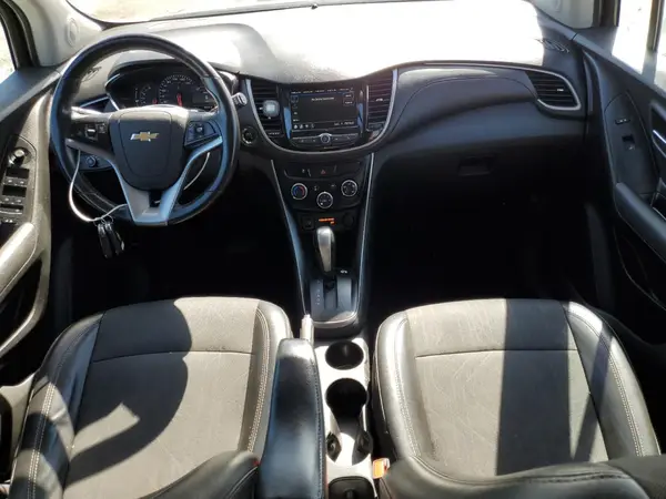 3GNCJLSB7KL376721 2019 CHEVROLET TRAX - Image 8