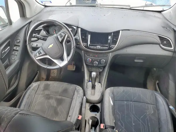 3GNCJLSB7KL380204 2019 CHEVROLET TRAX - Image 8