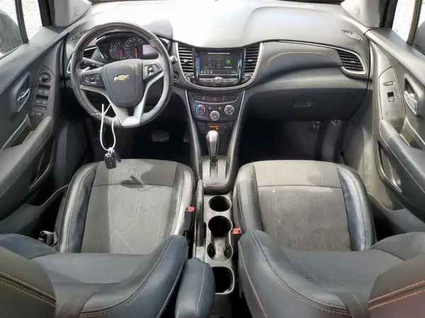 3GNCJLSB7KL383054 2019 CHEVROLET TRAX - Image 8
