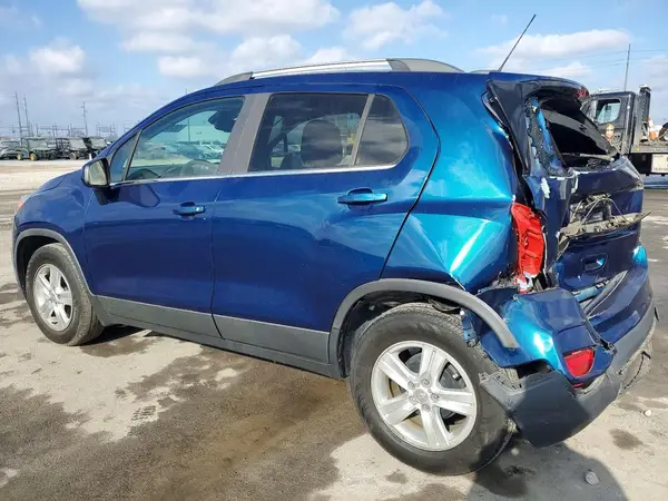 3GNCJLSB7KL383460 2019 CHEVROLET TRAX - Image 2