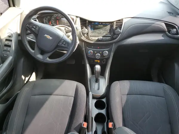 3GNCJLSB7KL401696 2019 CHEVROLET TRAX - Image 8