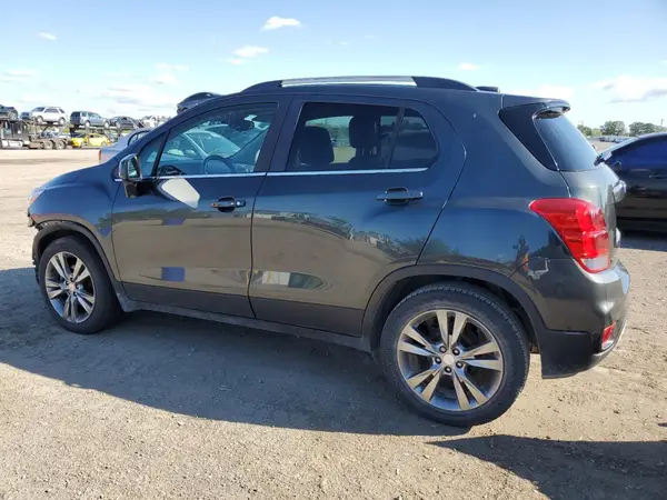 3GNCJLSB7KL403271 2019 CHEVROLET TRAX - Image 2