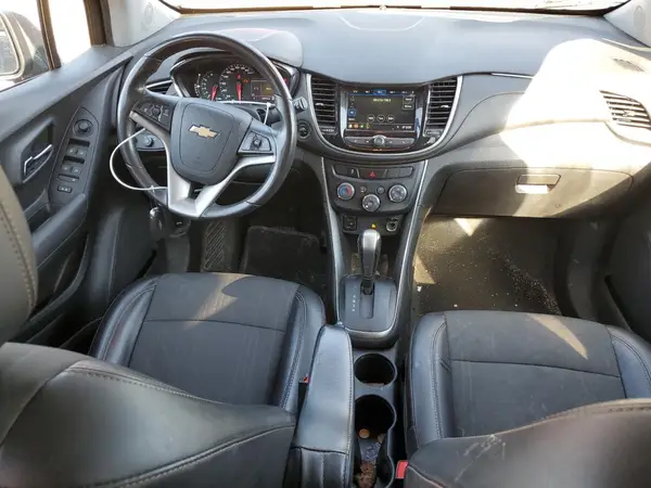 3GNCJLSB7KL403271 2019 CHEVROLET TRAX - Image 8