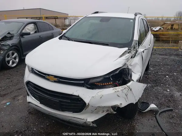 3GNCJLSB7LL120550 2020 CHEVROLET TRAX - Image 2