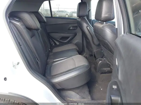 3GNCJLSB7LL122766 2020 CHEVROLET TRAX - Image 8