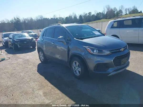 3GNCJLSB7LL155086 2020 CHEVROLET TRAX - Image 1