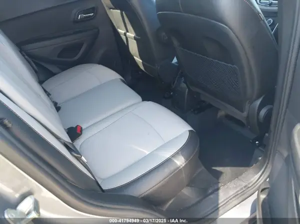 3GNCJLSB7LL155086 2020 CHEVROLET TRAX - Image 8