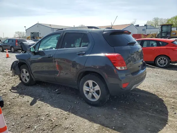 3GNCJLSB7LL181610 2020 CHEVROLET TRAX - Image 2