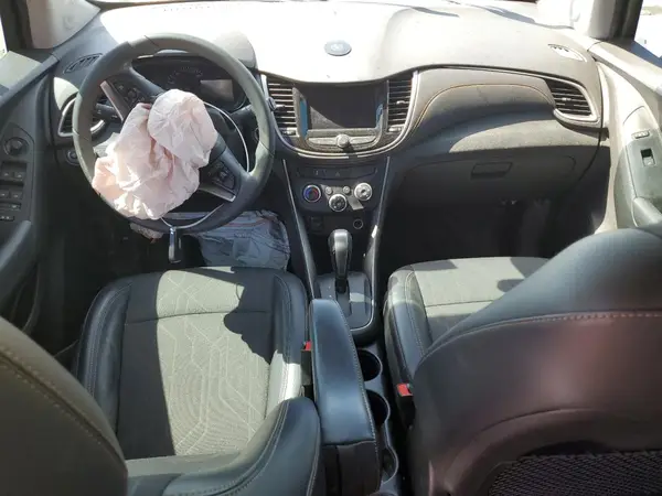 3GNCJLSB7LL191568 2020 CHEVROLET TRAX - Image 8
