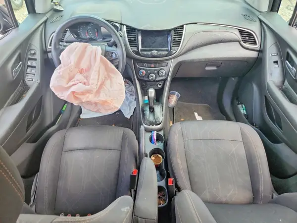 3GNCJLSB7LL210166 2020 CHEVROLET TRAX - Image 8