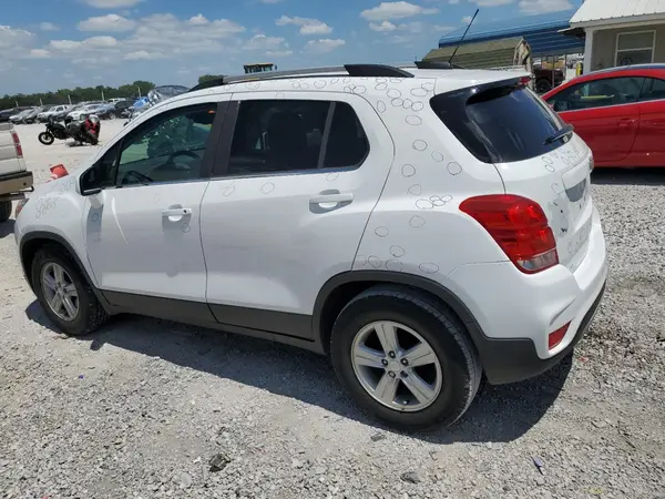 3GNCJLSB7LL222284 2020 CHEVROLET TRAX - Image 2
