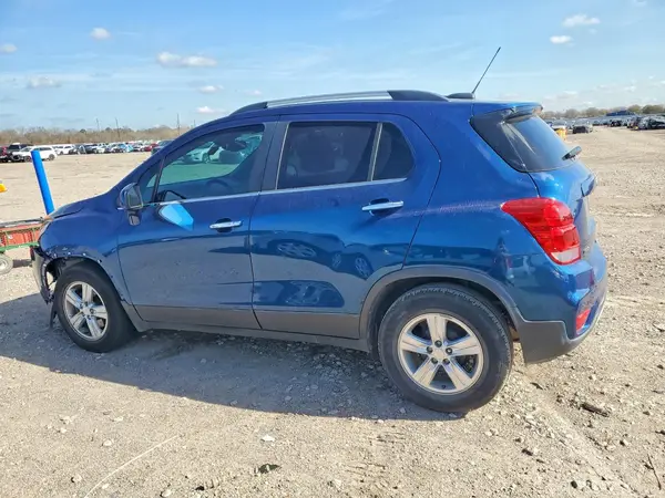 3GNCJLSB7LL230952 2020 CHEVROLET TRAX - Image 2