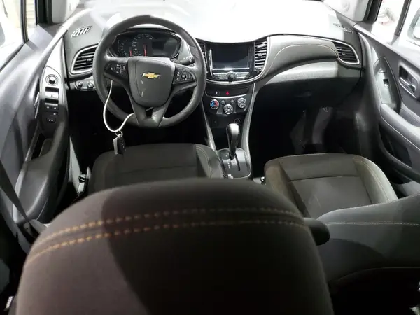 3GNCJLSB7LL234581 2020 CHEVROLET TRAX - Image 8