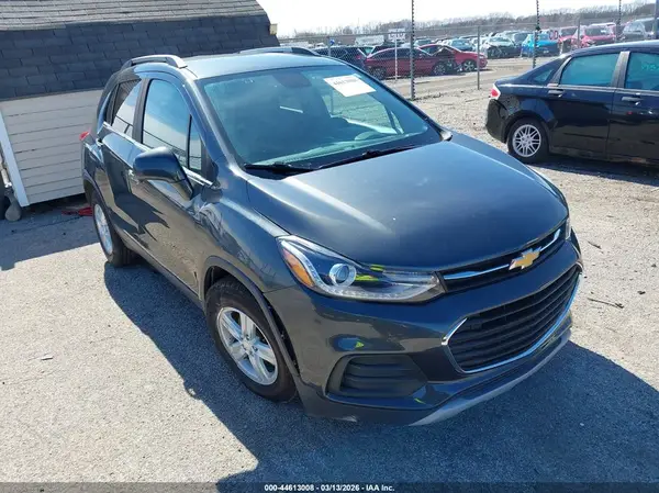 3GNCJLSB7LL269007 2020 CHEVROLET TRAX - Image 1