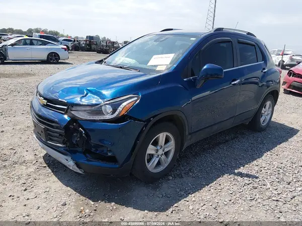 3GNCJLSB7LL311160 2020 CHEVROLET TRAX - Image 2