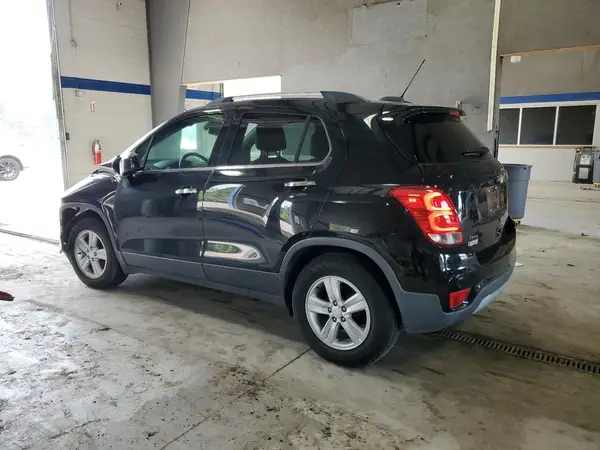 3GNCJLSB7LL327651 2020 CHEVROLET TRAX - Image 2