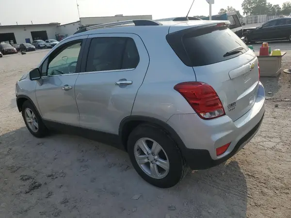 3GNCJLSB7LL337533 2020 CHEVROLET TRAX - Image 2