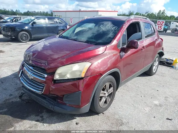 3GNCJLSB8GL123091 2016 CHEVROLET TRAX - Image 2