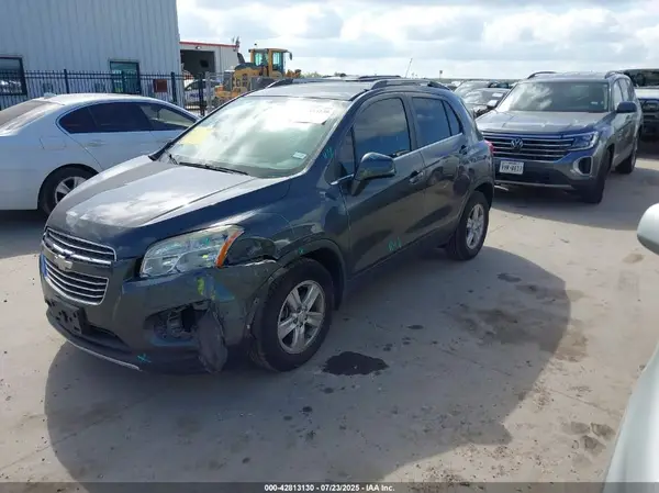 3GNCJLSB8GL136214 2016 CHEVROLET TRAX - Image 2