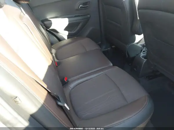 3GNCJLSB8GL142224 2016 CHEVROLET TRAX - Image 8