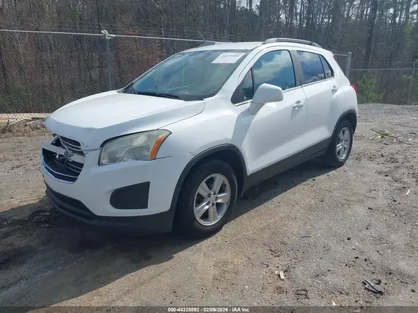 3GNCJLSB8GL165714 2016 CHEVROLET TRAX - Image 2