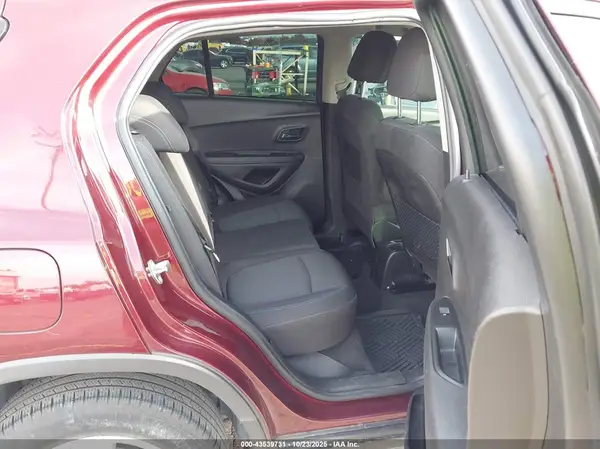 3GNCJLSB8GL176387 2016 CHEVROLET TRAX - Image 8