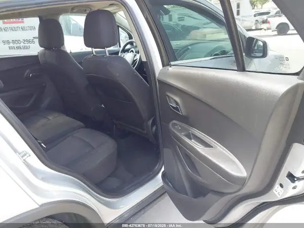 3GNCJLSB8GL197840 2016 CHEVROLET TRAX - Image 8