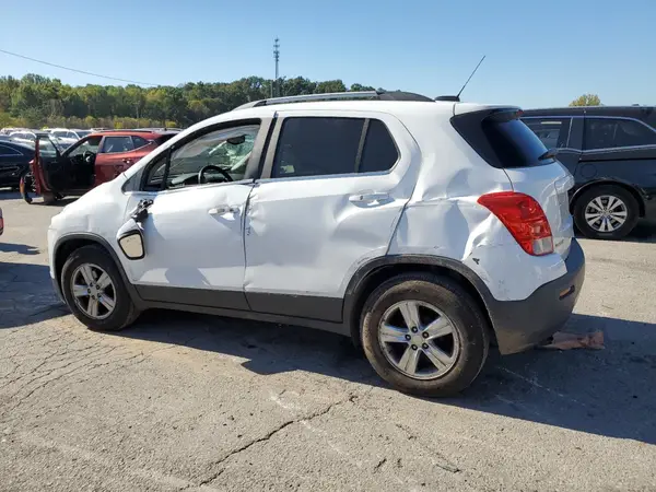 3GNCJLSB8GL241934 2016 CHEVROLET TRAX - Image 2