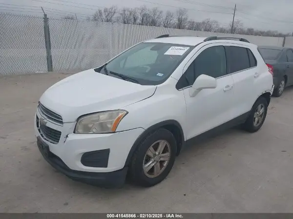 3GNCJLSB8GL256708 2016 CHEVROLET TRAX - Image 2