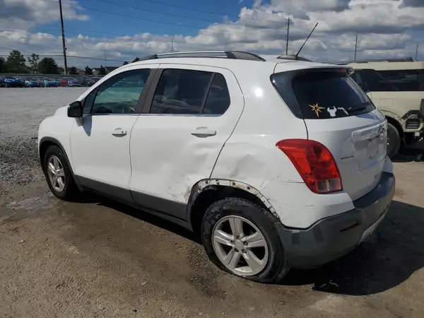 3GNCJLSB8GL272732 2016 CHEVROLET TRAX - Image 2