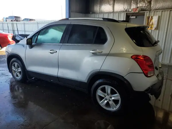 3GNCJLSB8GL278787 2016 CHEVROLET TRAX - Image 2