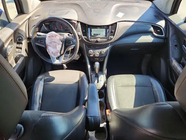 3GNCJLSB8HL147022 2017 CHEVROLET TRAX - Image 8