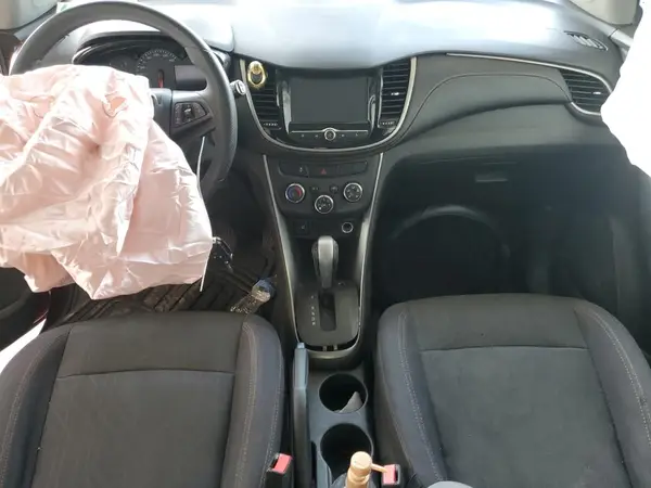 3GNCJLSB8HL147389 2017 CHEVROLET TRAX - Image 8