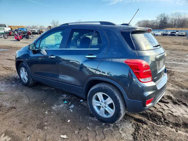3GNCJLSB8HL148042 2017 CHEVROLET TRAX - Image 2