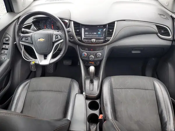 3GNCJLSB8HL168565 2017 CHEVROLET TRAX - Image 8