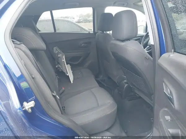 3GNCJLSB8HL200026 2017 CHEVROLET TRAX - Image 8