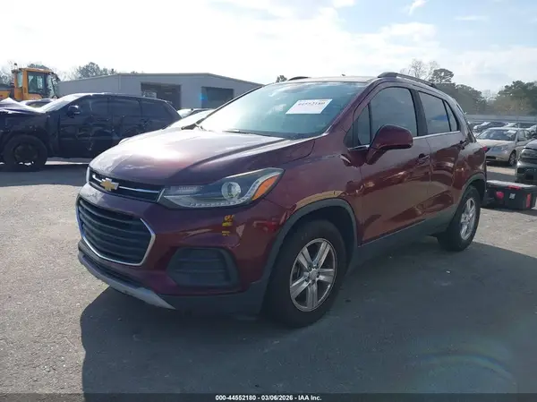 3GNCJLSB8HL203475 2017 CHEVROLET TRAX - Image 2