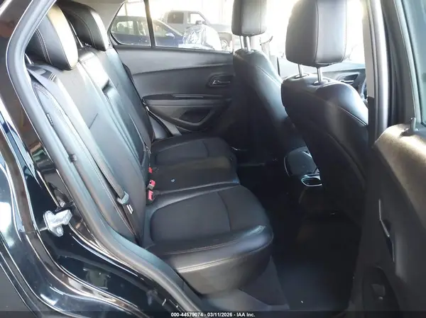 3GNCJLSB8HL210412 2017 CHEVROLET TRAX - Image 8