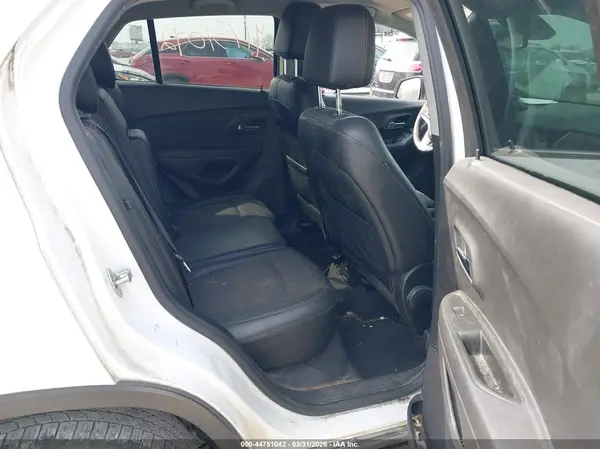 3GNCJLSB8HL215657 2017 CHEVROLET TRAX - Image 8