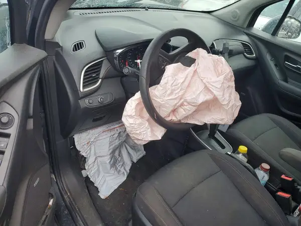 3GNCJLSB8HL220650 2017 CHEVROLET TRAX - Image 8